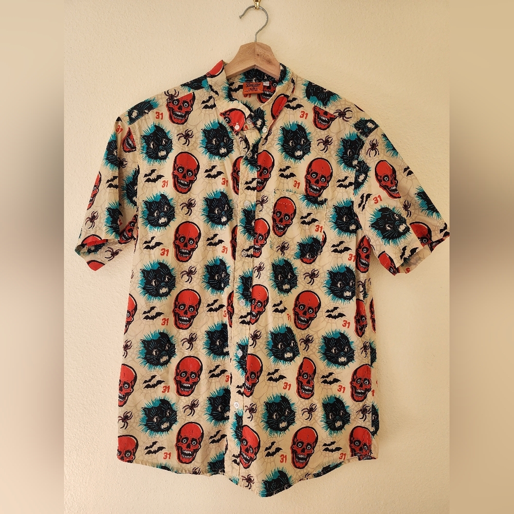 Graphic Skull & Teal Burst Short-Sleeve Button-Down Shirt - Cream
